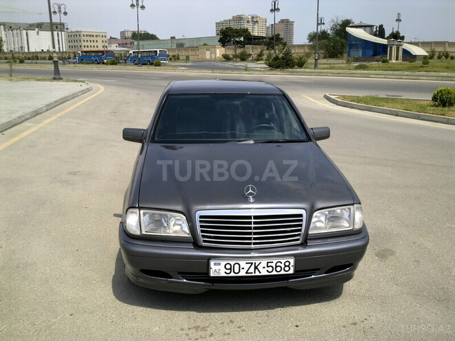Mercedes C 220 1998, 245,500 km - 2.2 l - Bakı
