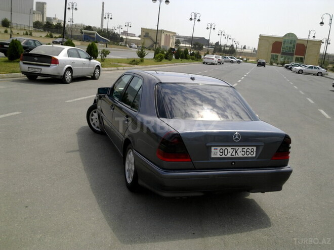 Mercedes C 220 1998, 245,500 km - 2.2 l - Bakı