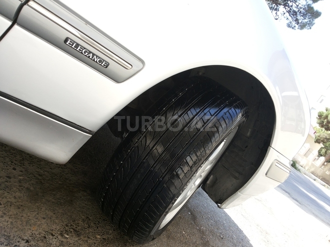 Mercedes E 240 2000, 232,500 km - 2.4 l - Bakı