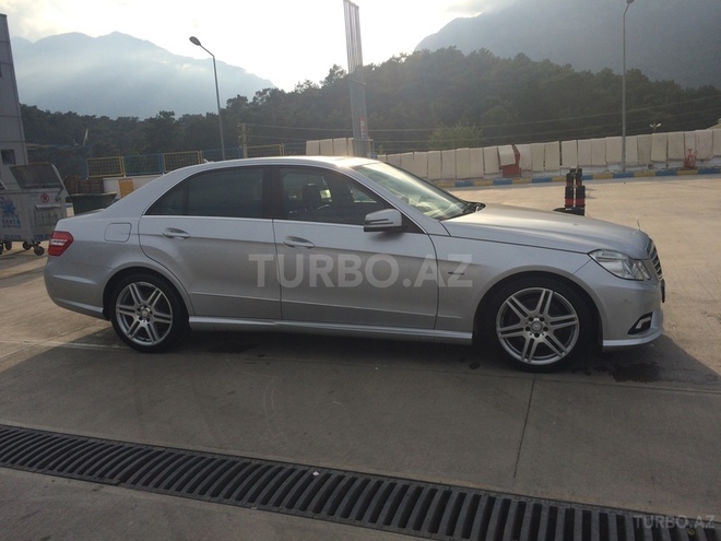Mercedes E 250 2009, 140,000 km - 2.2 l - Bakı