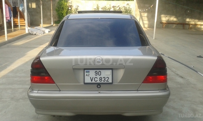 Mercedes C 230 1998, 190,000 km - 2.3 l - Bakı