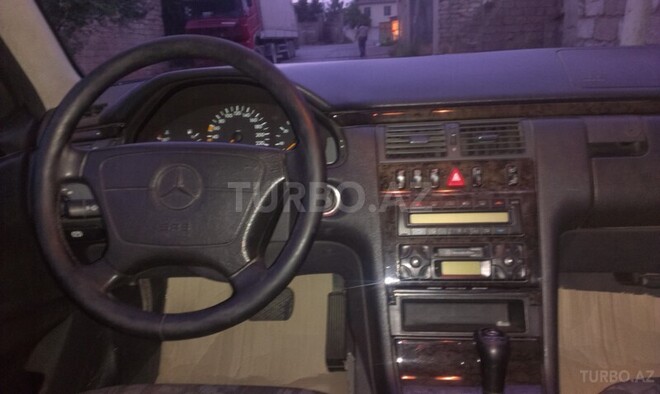 Mercedes C 220 1998, 210,000 km - 0.3 l - Bakı