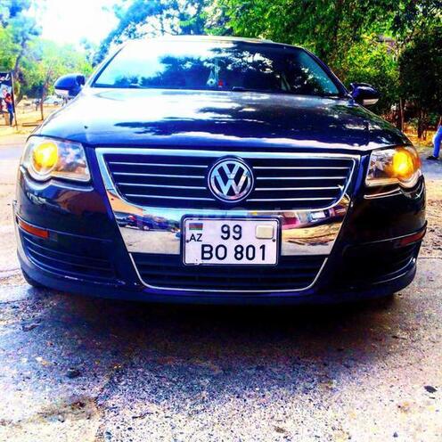 Volkswagen Passat 2005, 205,000 km - 2.0 l - Bakı