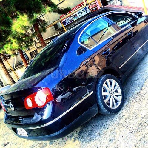Volkswagen Passat 2005, 205,000 km - 2.0 l - Bakı