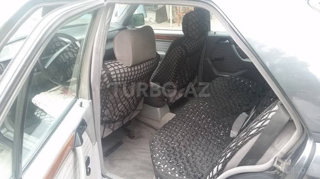 Mercedes E 250 1991, 250,000 km - 2.5 л - Bakı