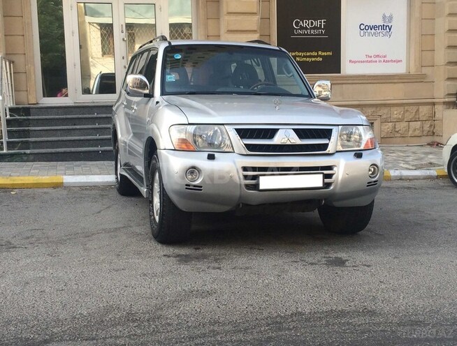 Mitsubishi Pajero 2003, 213,000 km - 3.0 л - Bakı