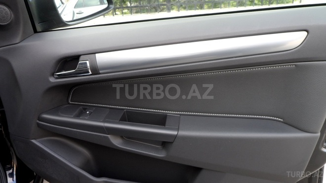 Opel Astra 2008, 147,000 km - 1.8 l - Bakı
