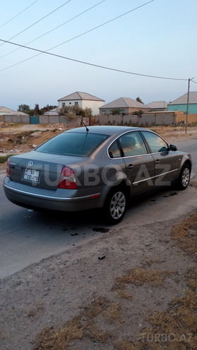 Volkswagen Passat 2002, 175,000 km - 1.8 l - Bakı