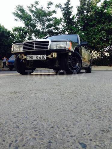 Mercedes 190 1992, 200,000 km - 1.8 l - Bakı
