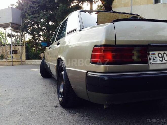 Mercedes 190 1992, 200,000 km - 1.8 l - Bakı