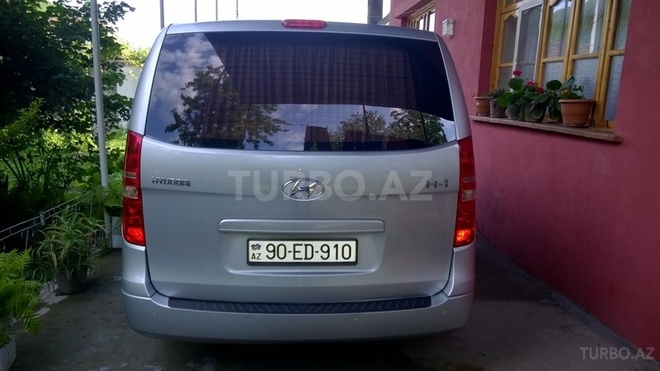 Hyundai H-1 2008, 180,000 km - 2.5 l - Bakı