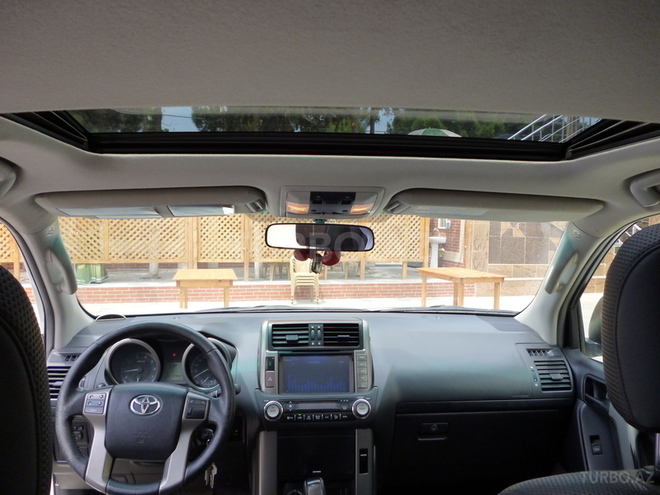 Toyota Prado 2011, 128,000 km - 2.7 l - Bakı