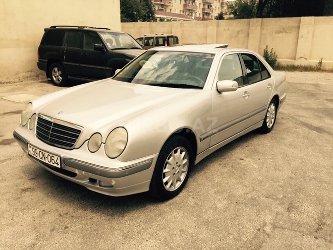 Mercedes  2001, 271,000 km - 2.2 l - Bakı