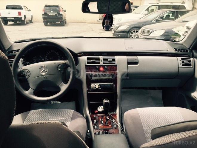 Mercedes  2001, 271,000 km - 2.2 l - Bakı