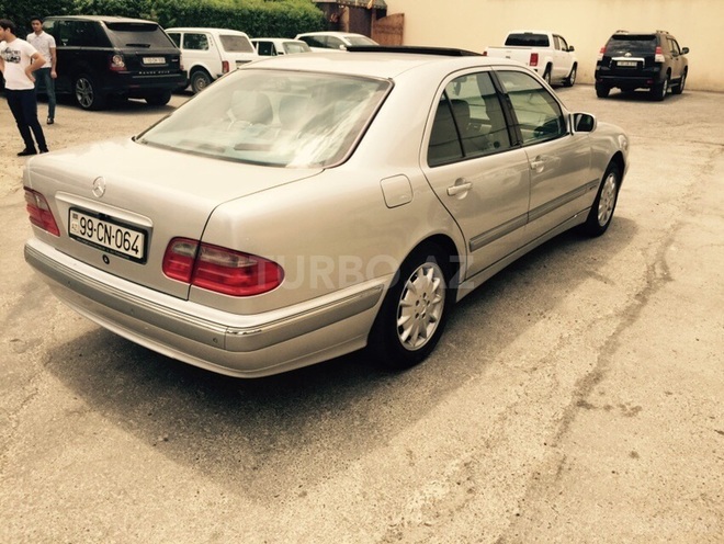 Mercedes  2001, 271,000 km - 2.2 l - Bakı