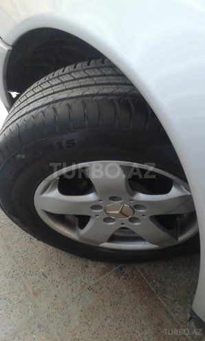 Mercedes E 220 1998, 220,000 km - 2.2 л - Bakı
