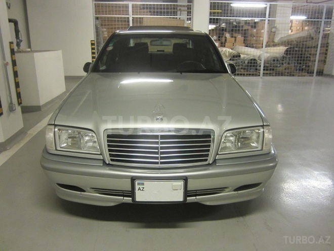 Mercedes C 200 1998, 152,000 km - 2.0 l - Bakı