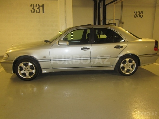 Mercedes C 200 1998, 152,000 km - 2.0 l - Bakı