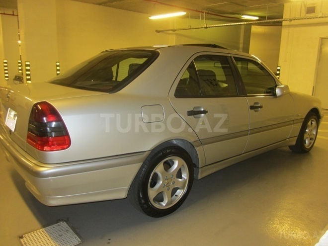 Mercedes C 200 1998, 152,000 km - 2.0 l - Bakı