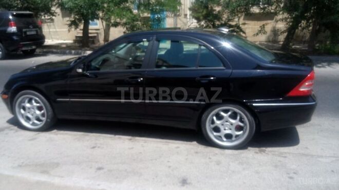 Mercedes C 240 2001, 240,000 km - 2.6 л - Bakı