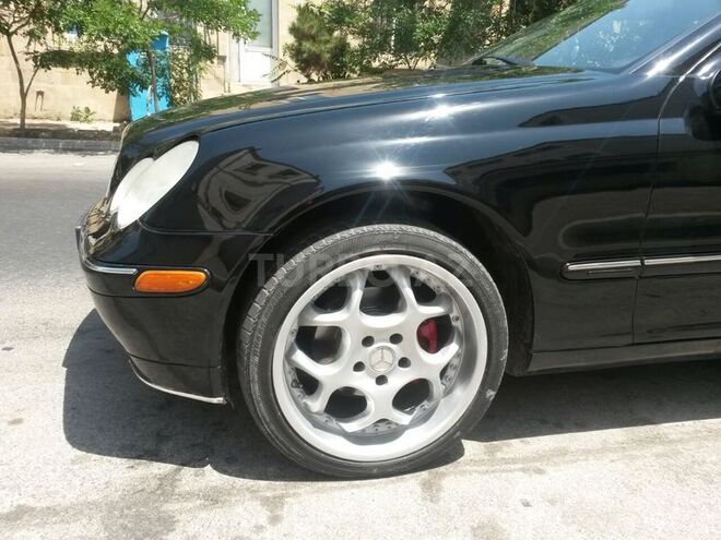 Mercedes C 240 2001, 240,000 km - 2.6 л - Bakı