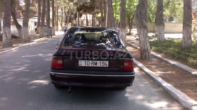 Opel Vectra 1996, 300,000 km - 1.6 l - Bakı