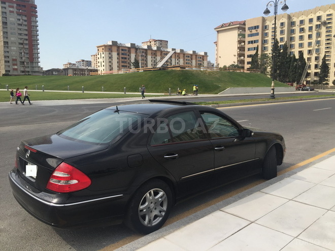Mercedes E 320 2004, 250,000 km - 3.2 л - Bakı