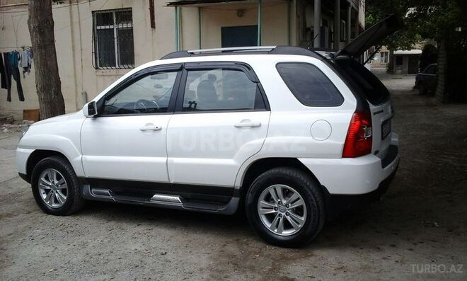 Kia Sportage 2008, 82,000 km - 2.0 l - Bakı