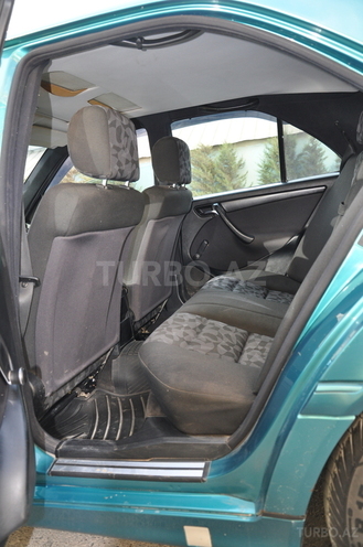 Mercedes C 220 1997, 330,000 km - 2.2 л - Bakı