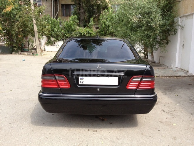 Mercedes E 280 1998, 204,000 km - 2.8 l - Bakı