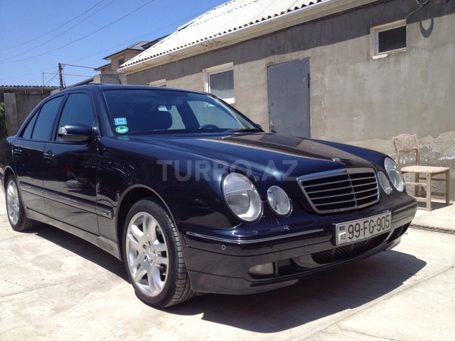 Mercedes E 200 2001, 158,000 km - 2.0 l - Bakı