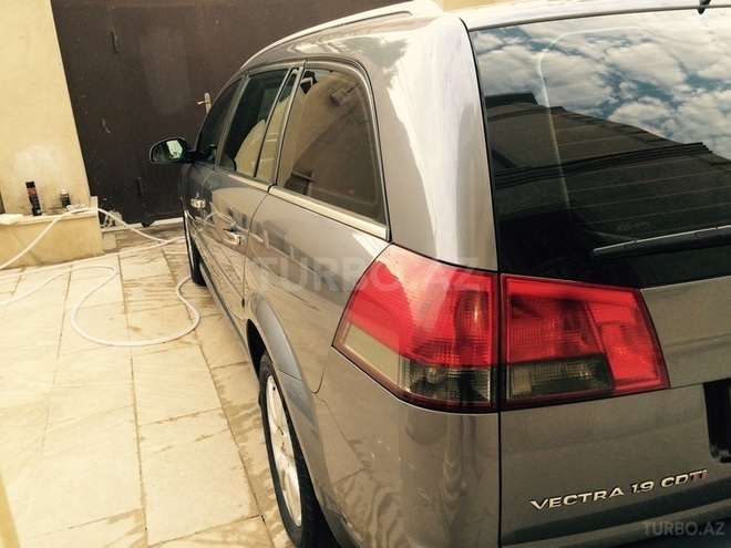 Opel Vectra 2005, 253,000 km - 1.9 л - Bakı