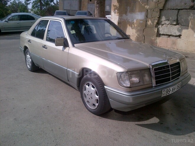 Mercedes E 200 1990, 327,000 km - 2.0 l - Bakı