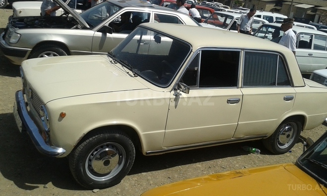 LADA (VAZ) 21011 1985, 444,444 km - 1.5 л - Bakı