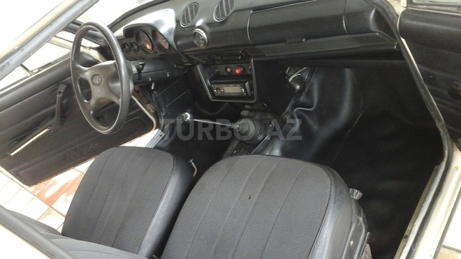 LADA (VAZ) 21011 1981, 444,000 km - 1.5 л - Bakı