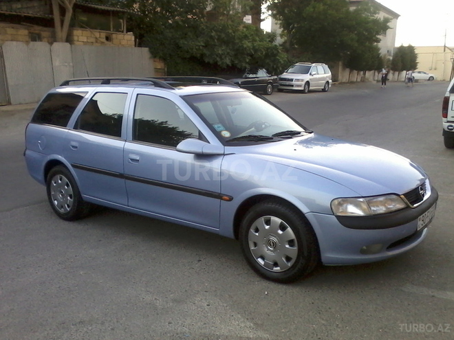 Opel Vectra 1996, 215,648 km - 1.8 л - Bakı