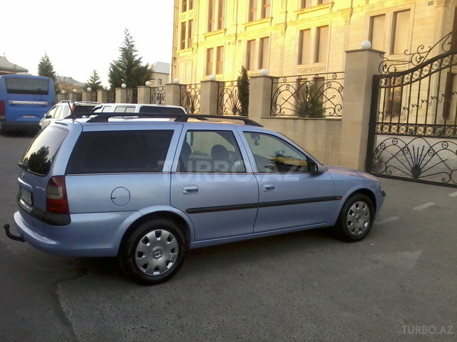 Opel Vectra 1996, 215,648 km - 1.8 л - Bakı