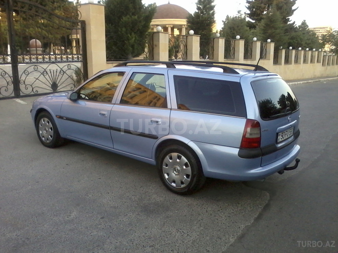 Opel Vectra 1996, 215,648 km - 1.8 л - Bakı