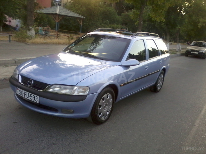 Opel Vectra 1996, 215,648 km - 1.8 л - Bakı