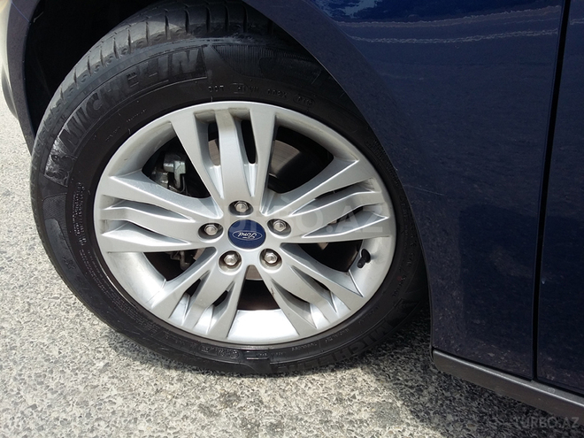Ford Focus 2013, 42,000 km - 1.6 l - Bakı