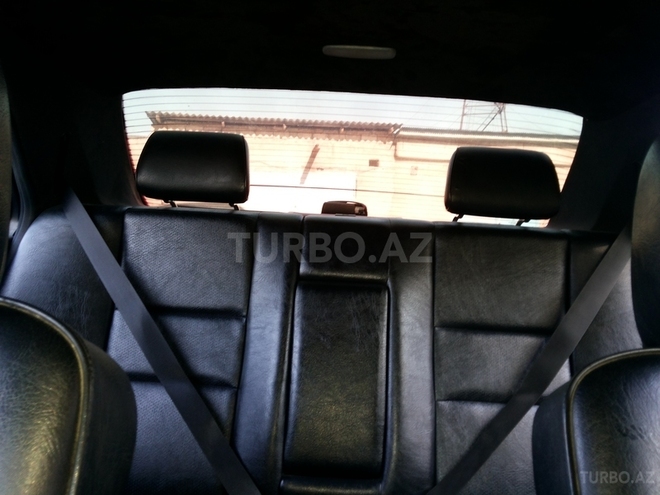 Mercedes C 220 1995, 238,300 km - 0.2 л - Bakı