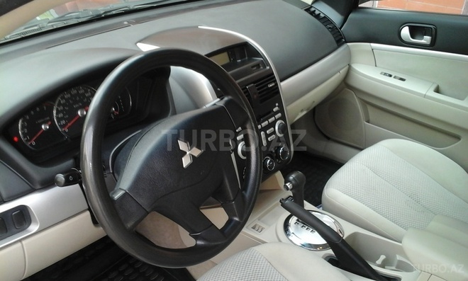Mitsubishi Galant 2006, 130,000 km - 2.4 l - Bakı