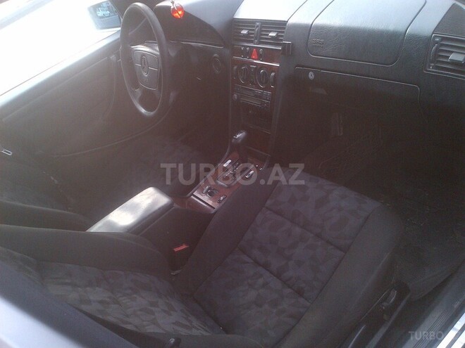 Mercedes C 220 1998, 248,000 km - 2.2 l - Bakı