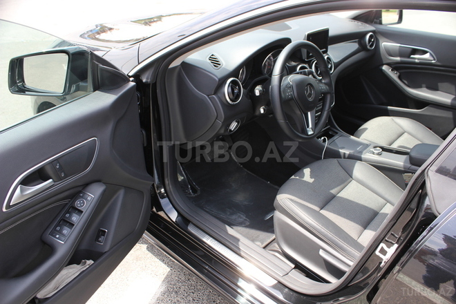 Mercedes CLA 200 2013, 40,500 km - 1.6 л - Bakı