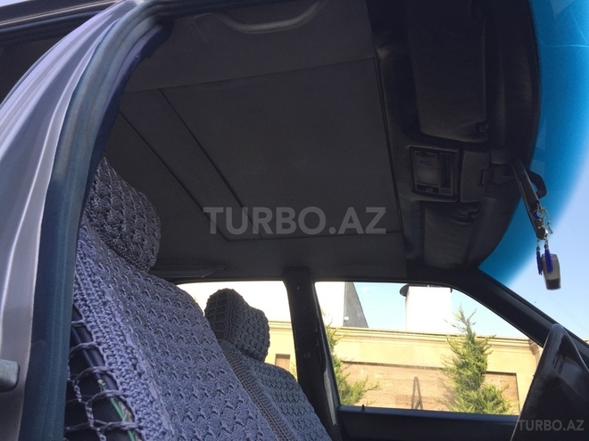 Mercedes E 260 1988, 250,000 km - 2.6 l - Bakı