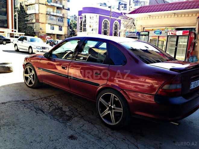 Opel Vectra 1997, 310,000 km - 2.5 l - Bakı
