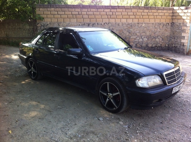 Mercedes C 180 1996, 300,000 km - 1.8 л - Gəncə
