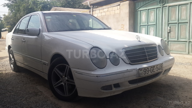 Mercedes E 220 2000, 310,000 km - 2.2 l - Bakı