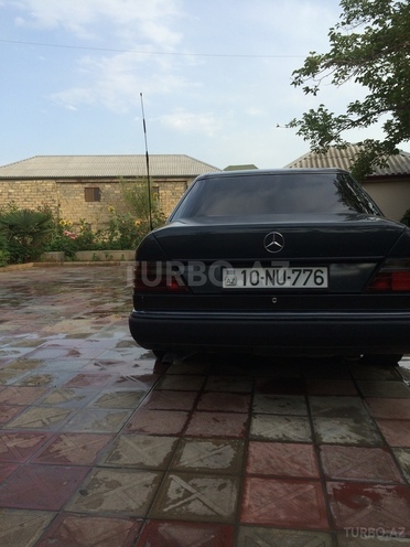 Mercedes E 300 1991, 398,528 km - 3.0 l - Bakı