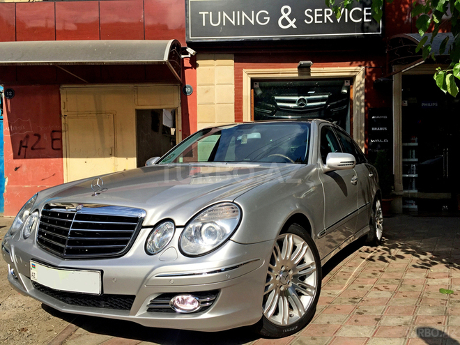Mercedes E 220 2004, 142,000 km - 2.2 л - Bakı